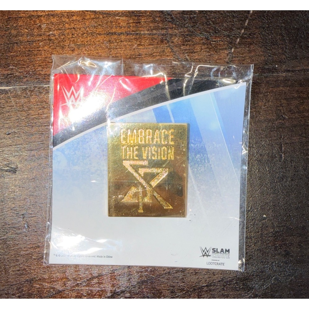 WWE Slam Crate Seth Rollins Embrace The Vision Gold Enamel Pin Loot Crate 2021 - Picture 1 of 4